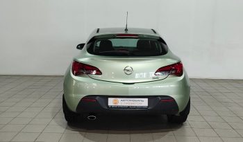 Opel Astra, 2011 full