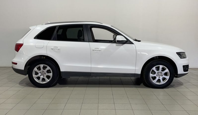 Audi Q5, 2011 full