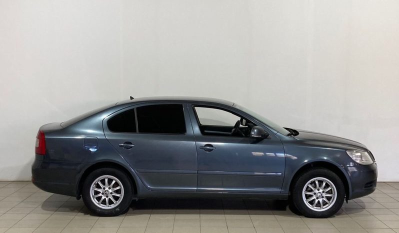 Skoda Octavia, 2011 full