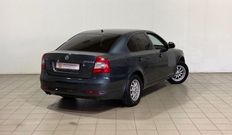 Skoda Octavia, 2011 full