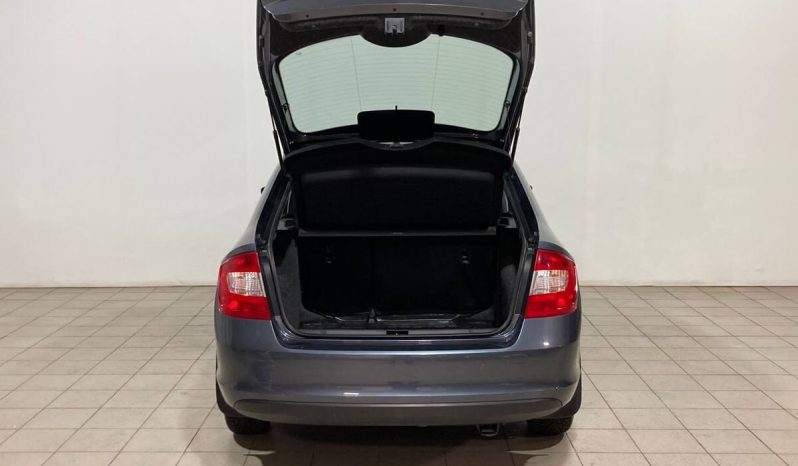 Skoda Rapid, 2014 full