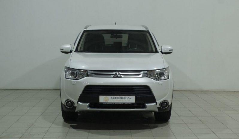 Mitsubishi Outlander, 2014 full