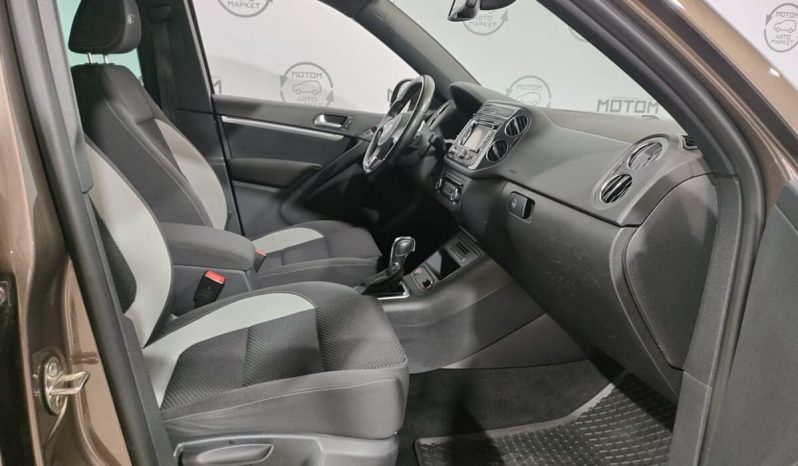 Volkswagen Tiguan, 2013 full