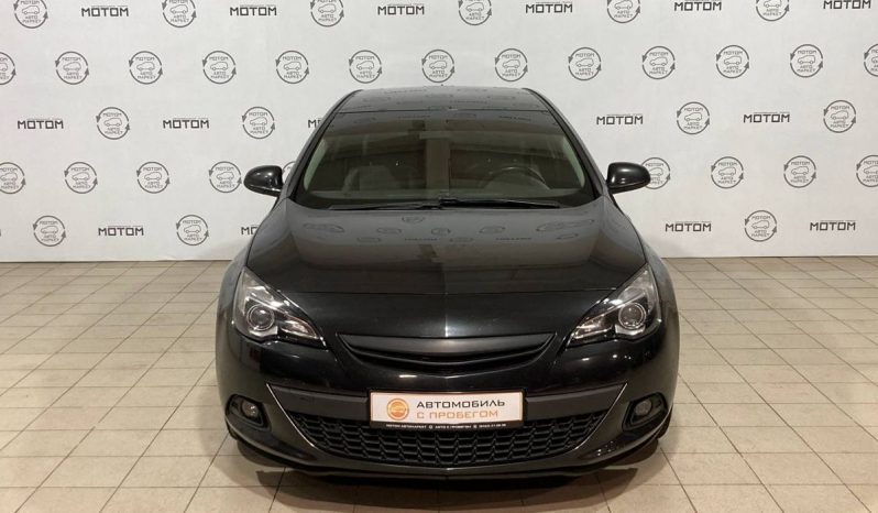 Opel Astra, 2012 full