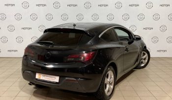 Opel Astra, 2012 full