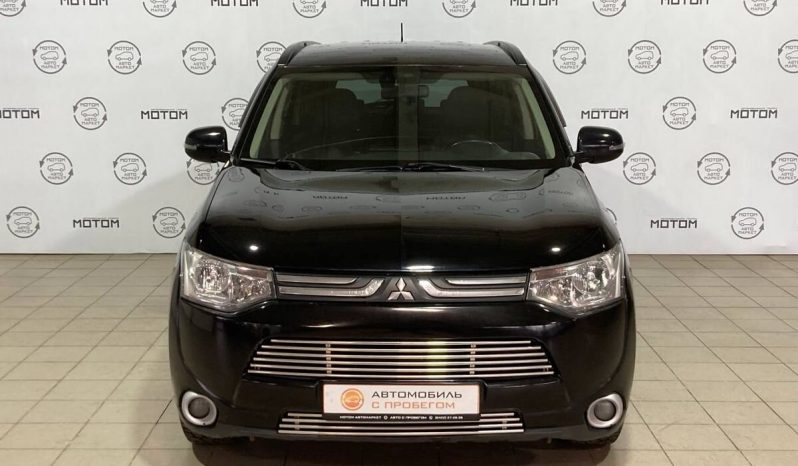 Mitsubishi Outlander, 2013 full