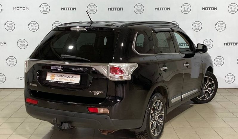 Mitsubishi Outlander, 2013 full